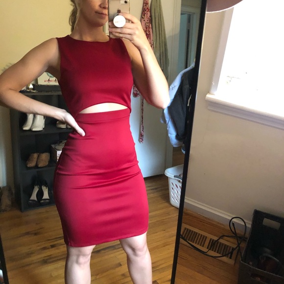 Sexy red dress - Picture 4 of 7